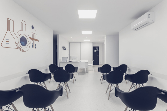 Clinical research_waiting area